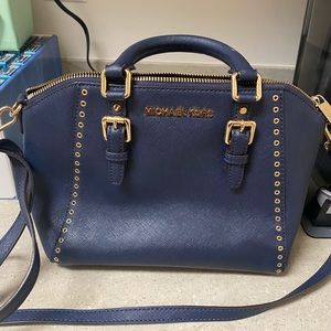 ***Sold***Michael Kors crossbody